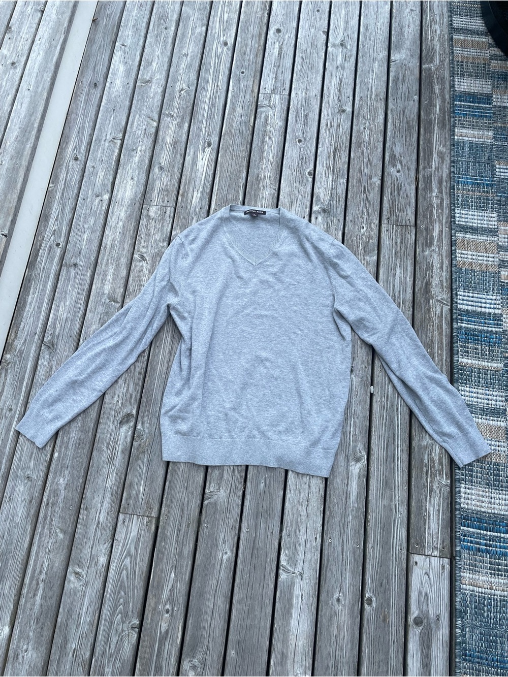 Michael Kors Men's Heather Gray V-Neck Sweater